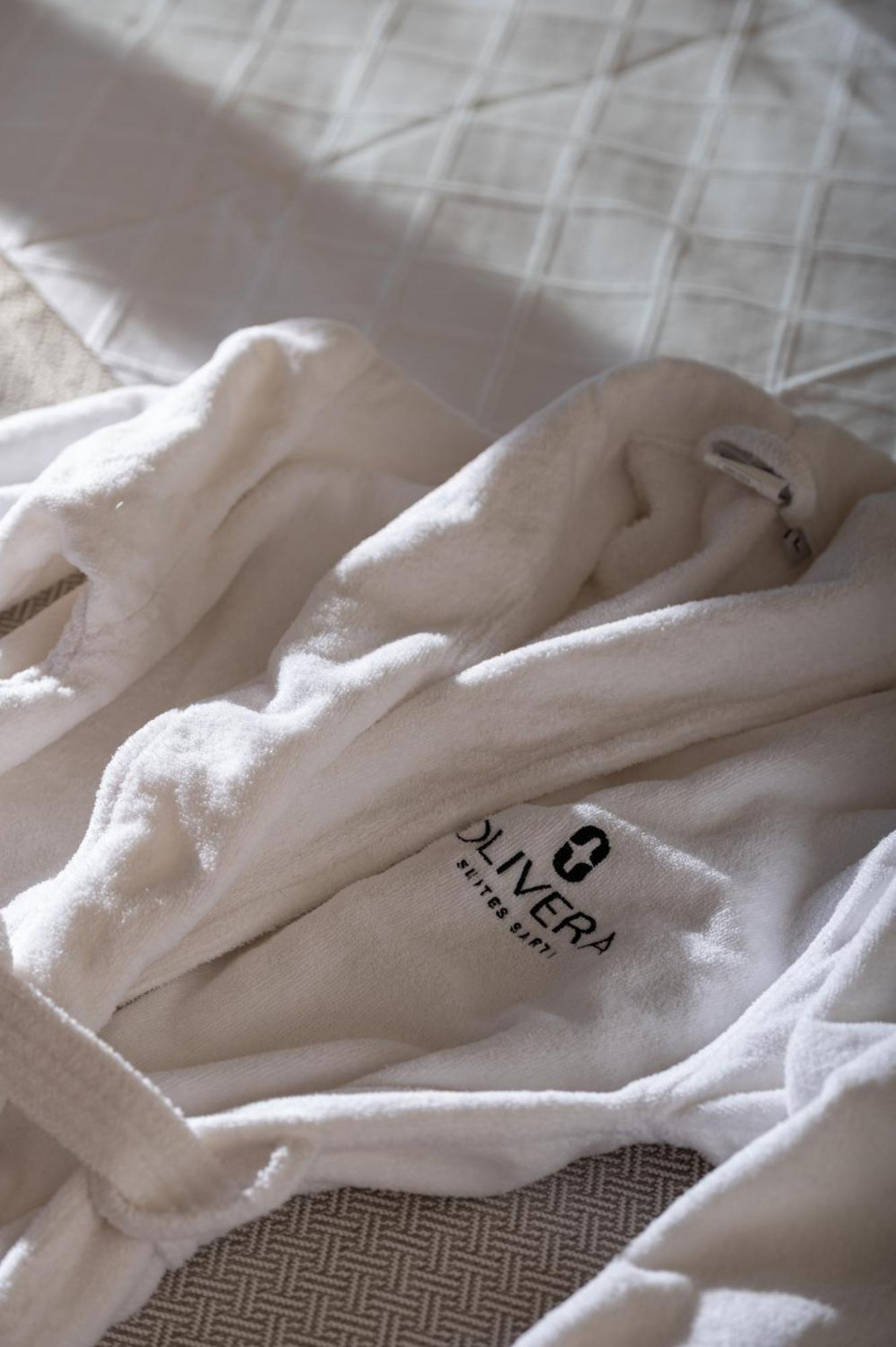 Olivera Suites Sarti Ngoại thất bức ảnh