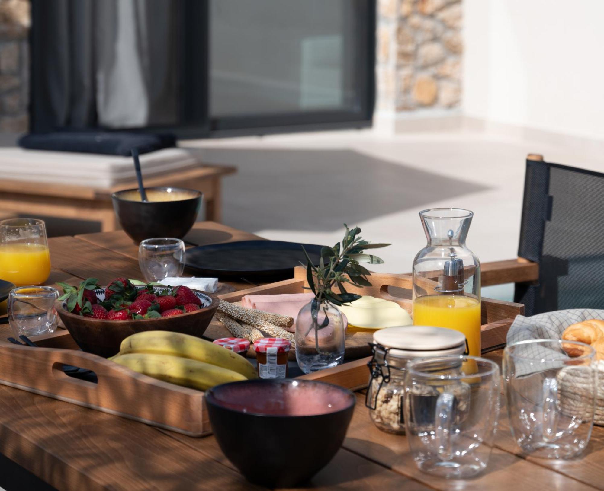 Olivera Suites Sarti Ngoại thất bức ảnh