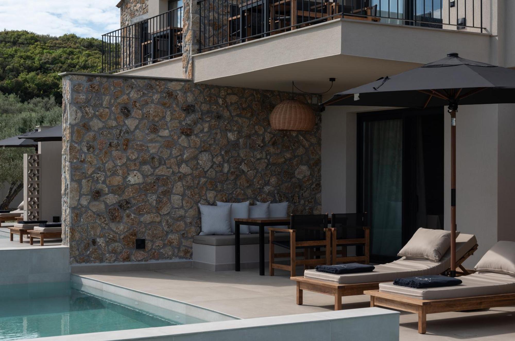 Olivera Suites Sarti Ngoại thất bức ảnh