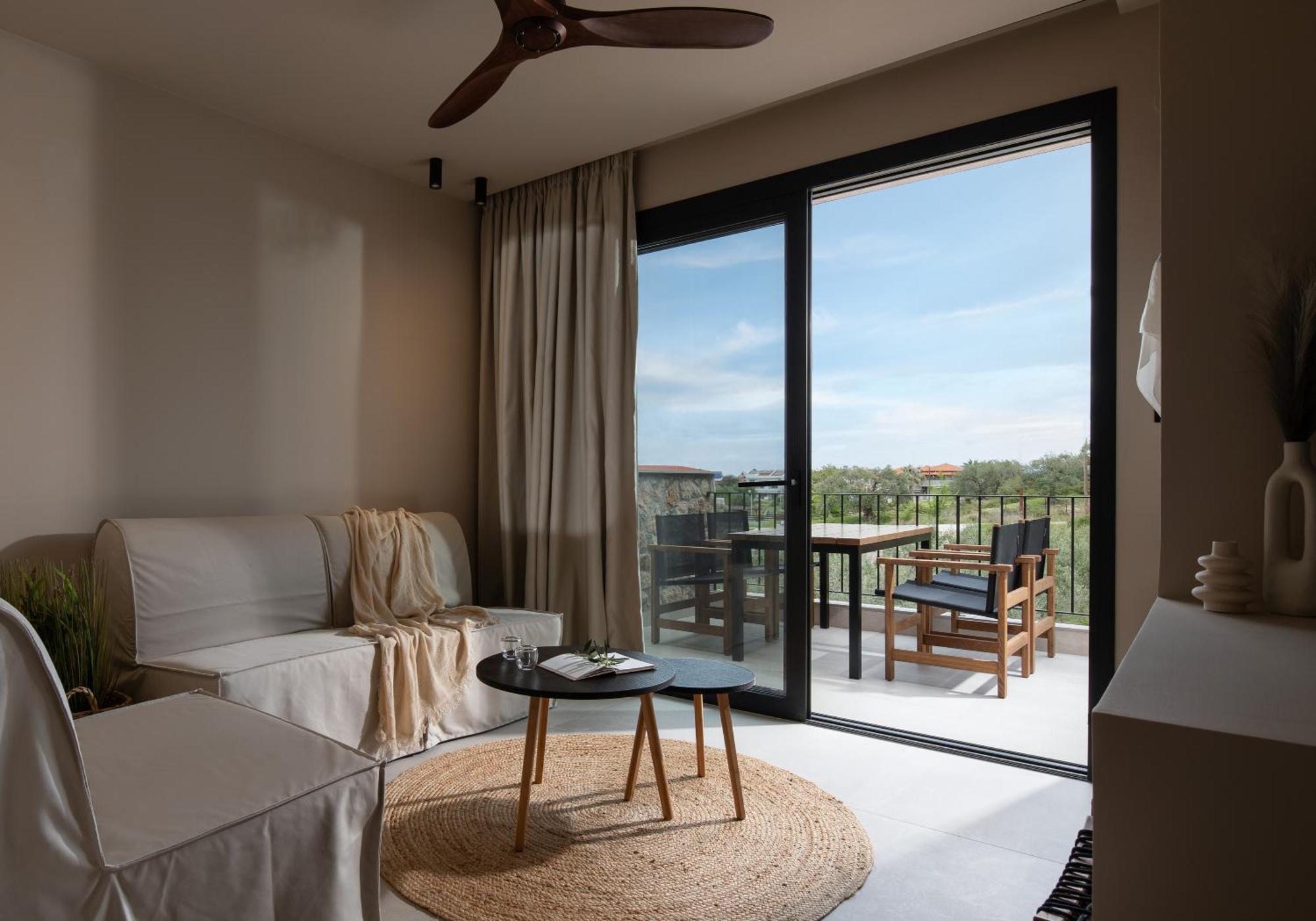 Olivera Suites Sarti Ngoại thất bức ảnh