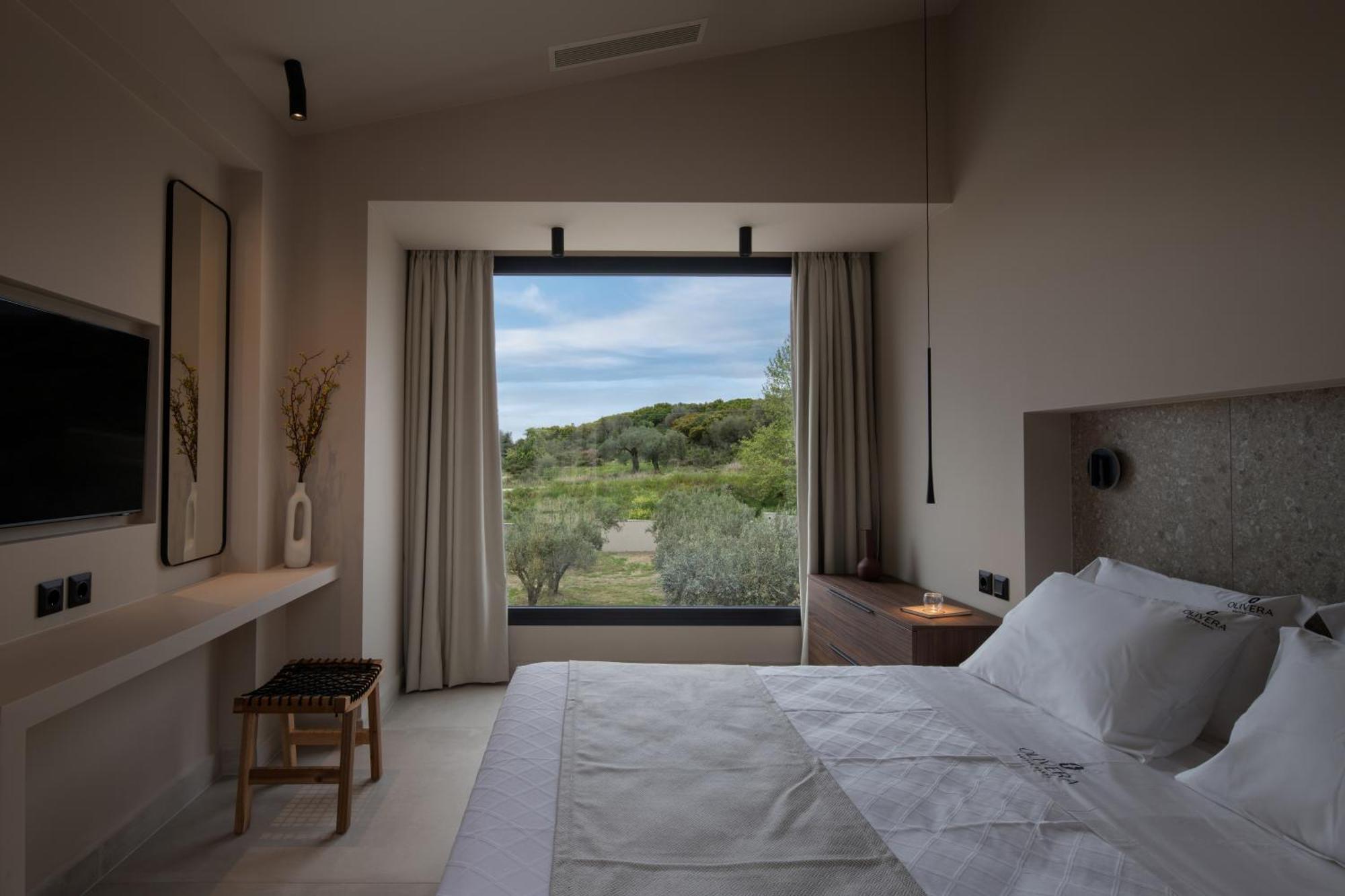 Olivera Suites Sarti Ngoại thất bức ảnh