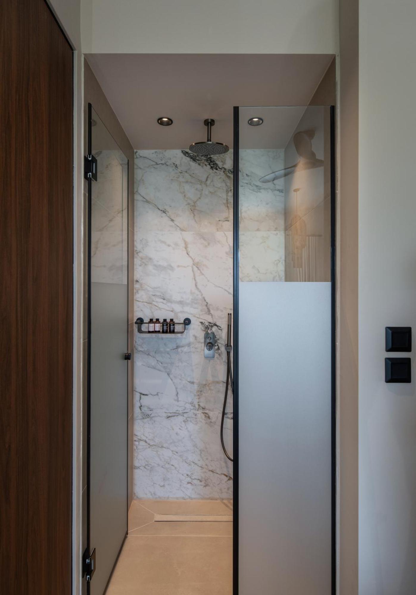 Olivera Suites Sarti Ngoại thất bức ảnh