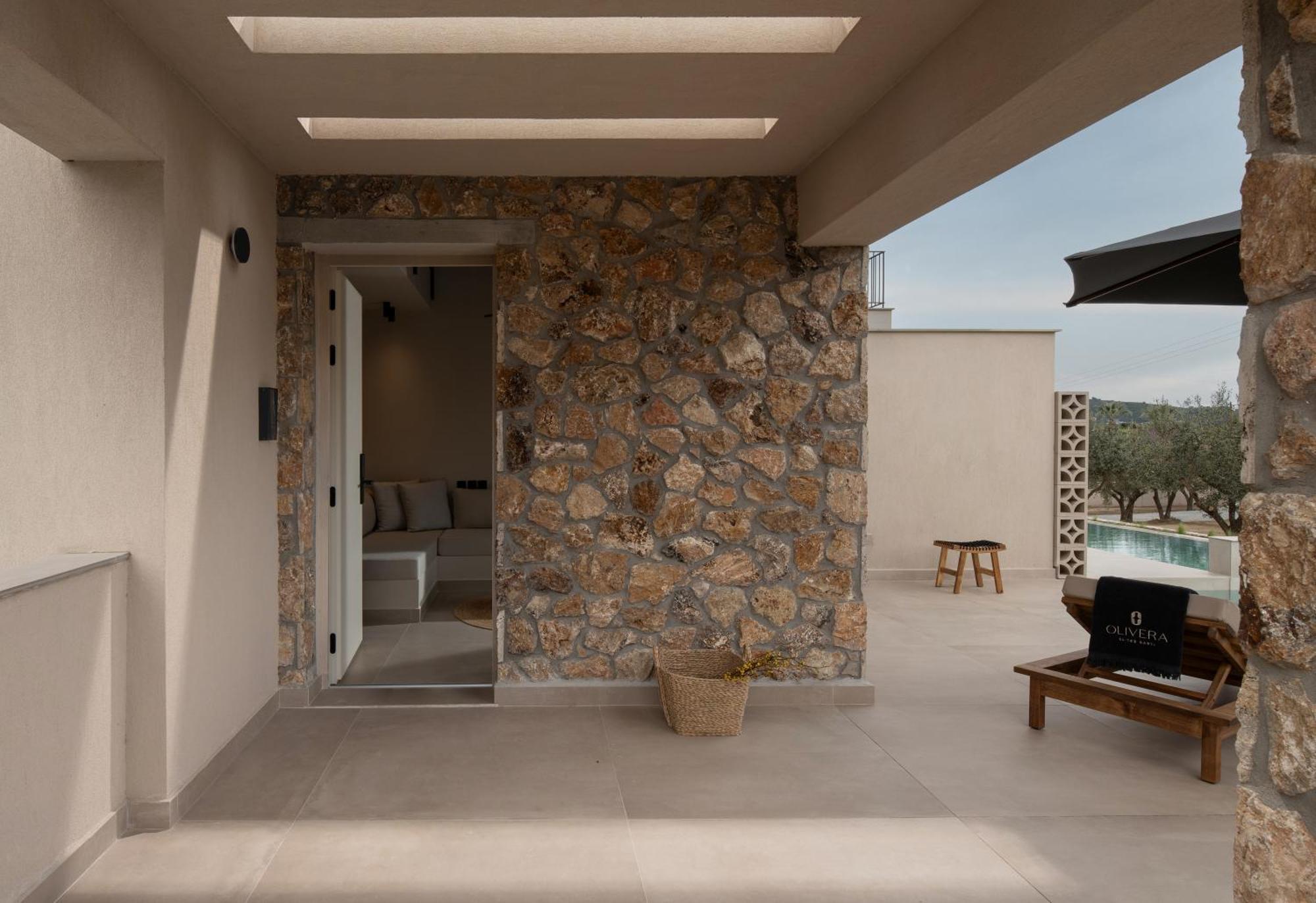 Olivera Suites Sarti Ngoại thất bức ảnh