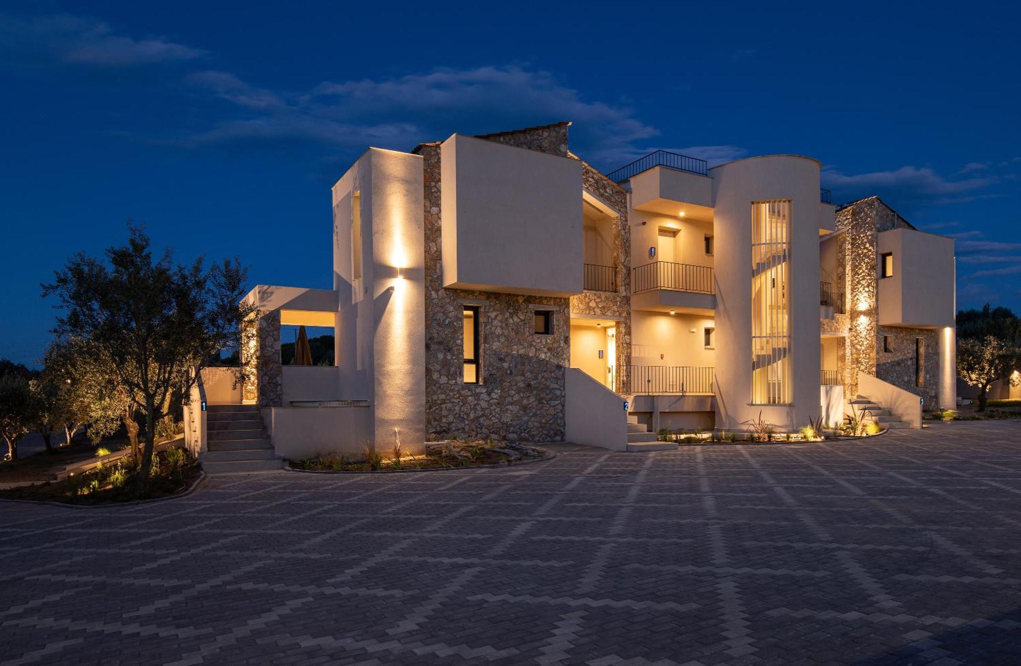 Olivera Suites Sarti Ngoại thất bức ảnh