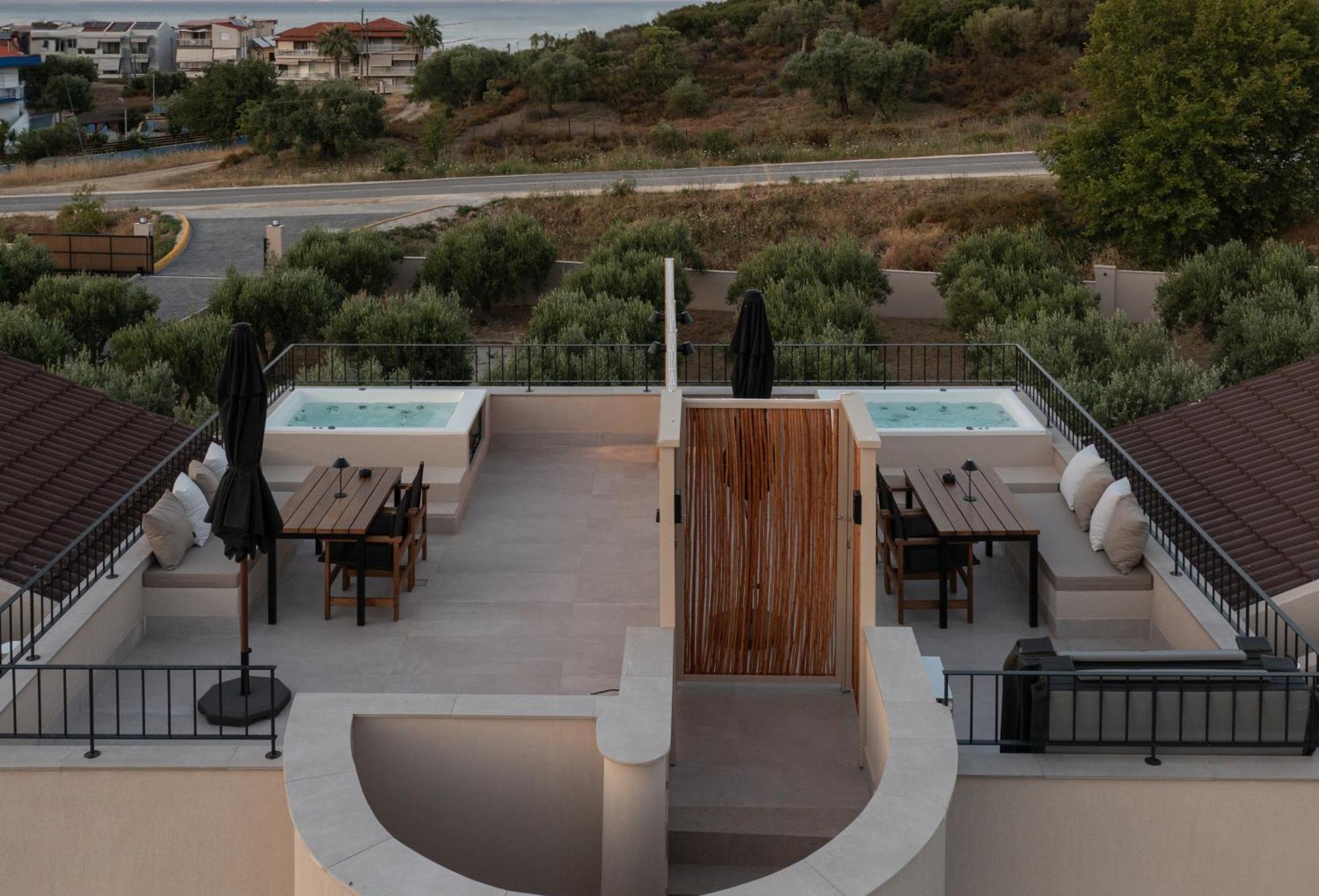 Olivera Suites Sarti Ngoại thất bức ảnh
